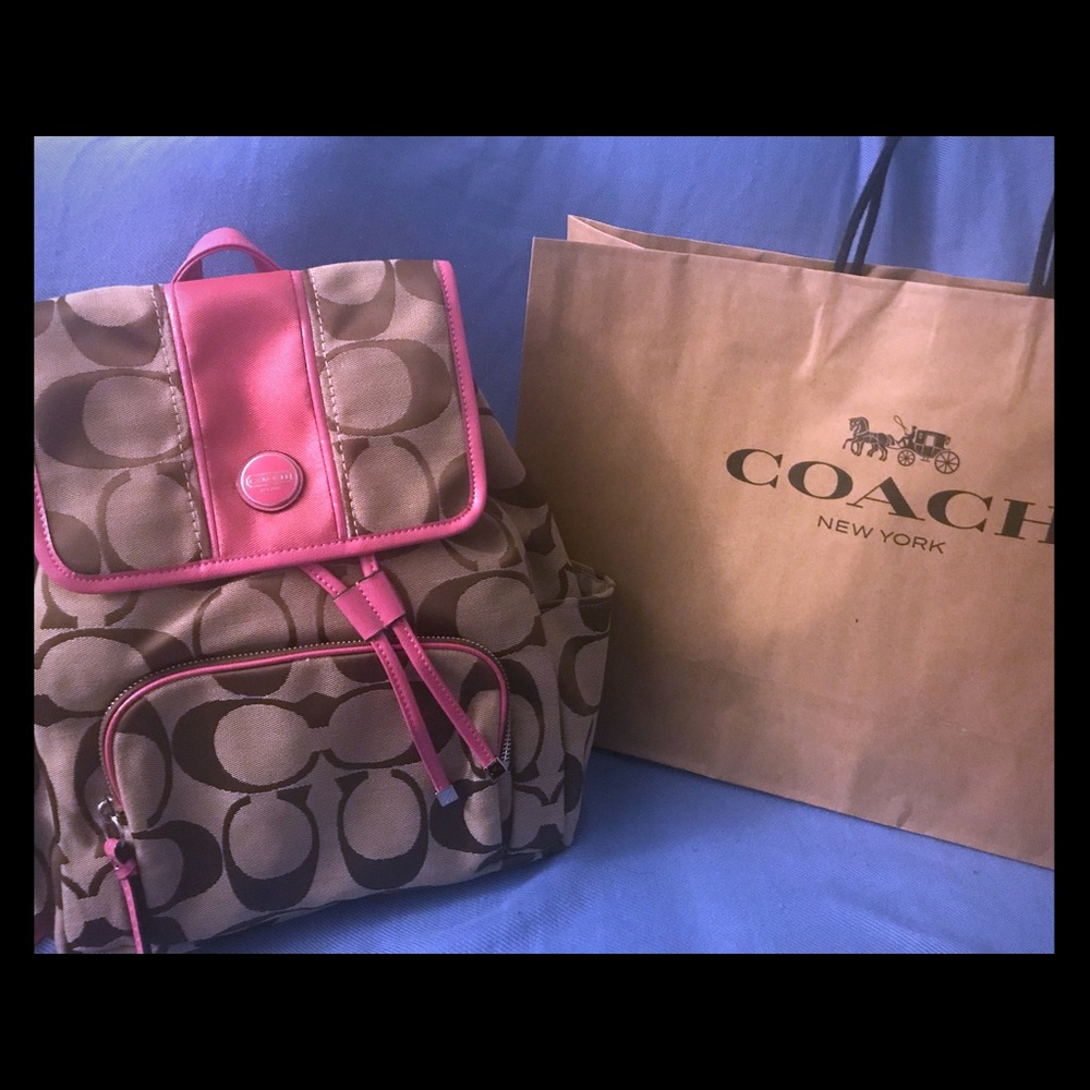 🛑SOLD🛑NEW LISTING AUTHENTIC COACH BACKPACK!💕